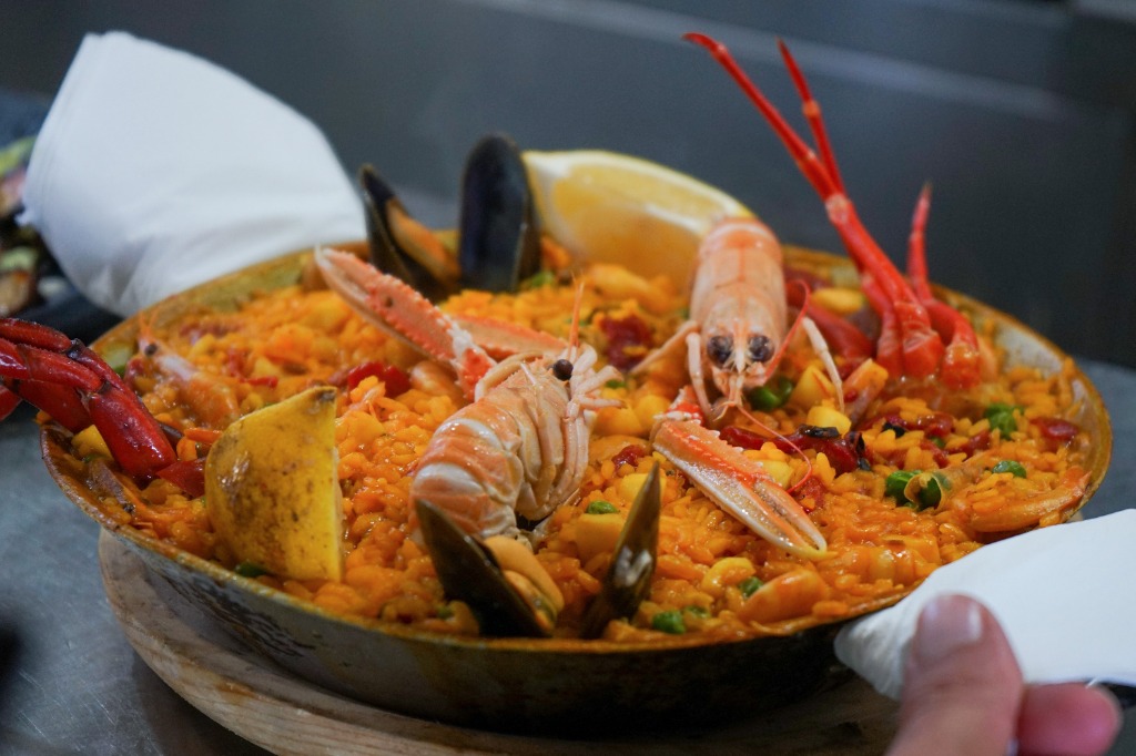 Arroz meloso con bogavante y cigalas al fuego